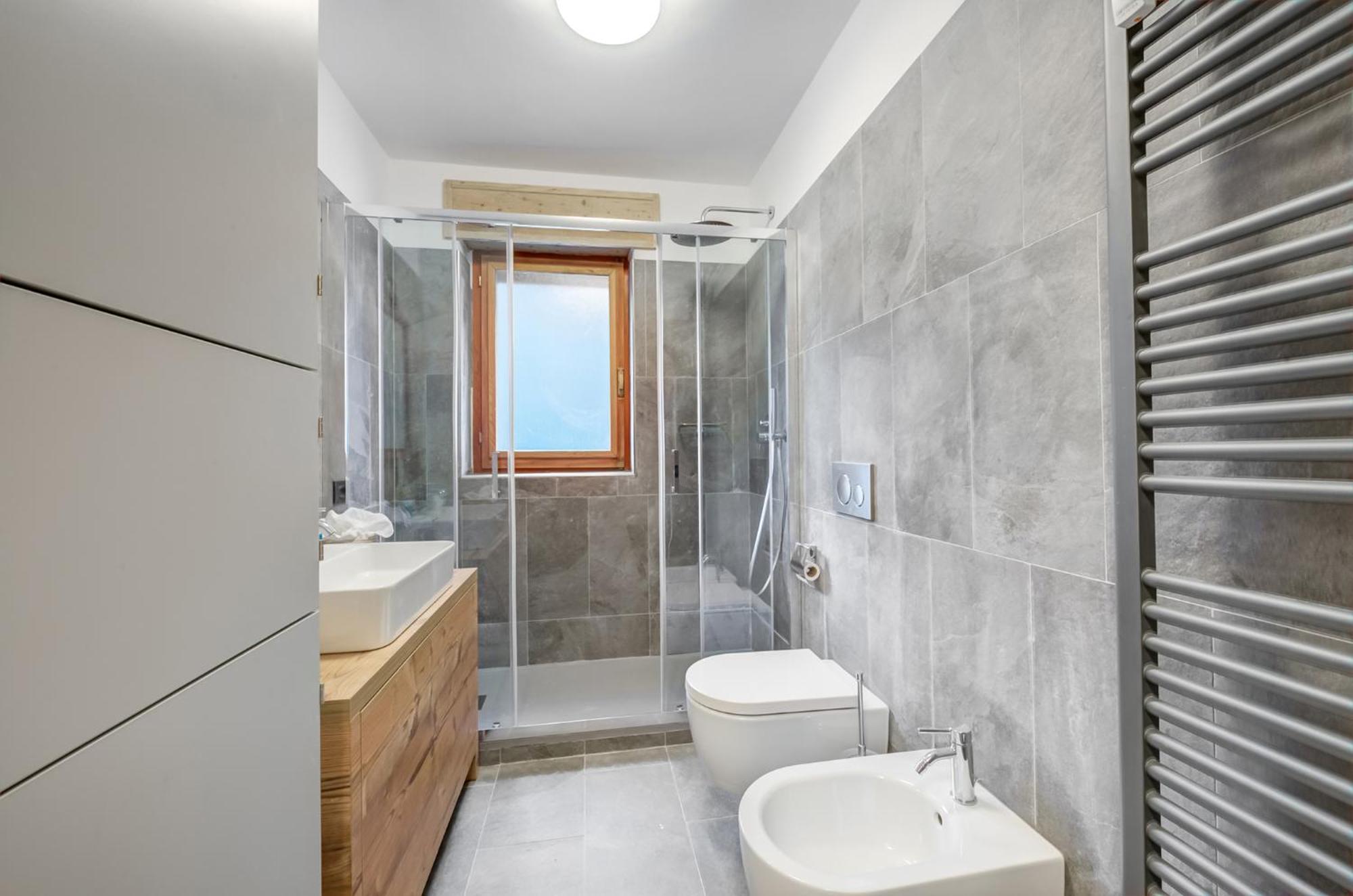 Casa Entreves - Ristrutturata Con Parcheggio กูร์มาเยอร์ ภายนอก รูปภาพ